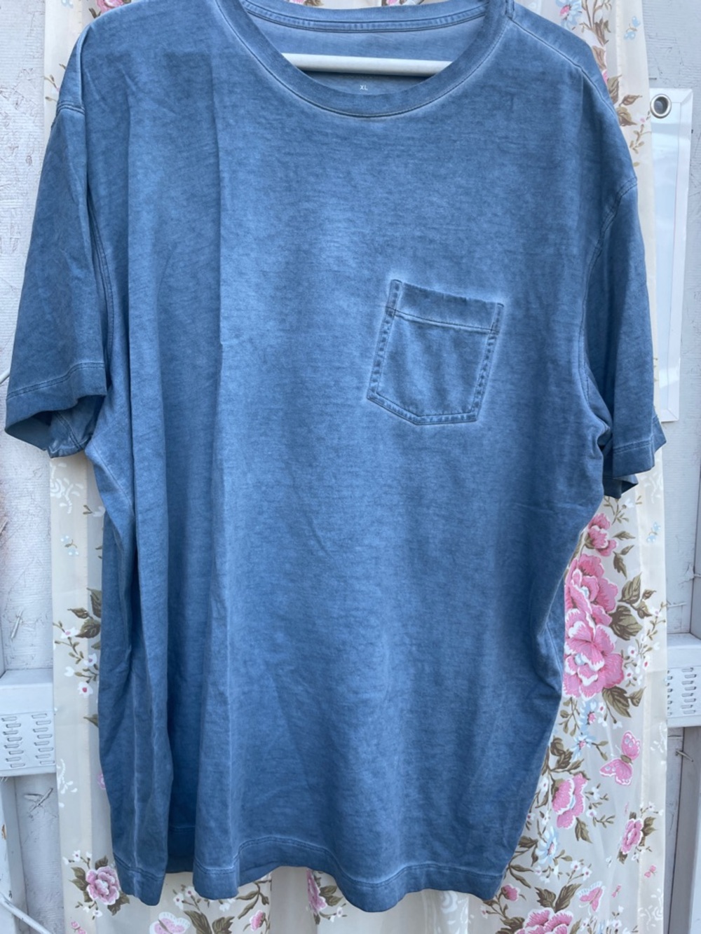 Roundtree & Yorke Washed Slate Blue Short Sleeve Pocket Tee